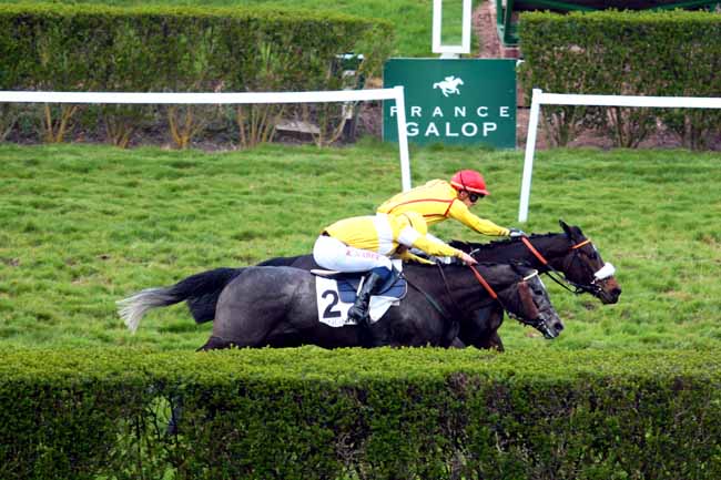Arrivée quinté pmu PRIX DE SOISSONS à ENGHIEN