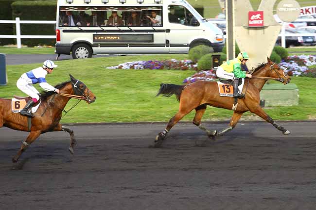 Arrivée quinté pmu PRIX LUMEN à PARIS-VINCENNES