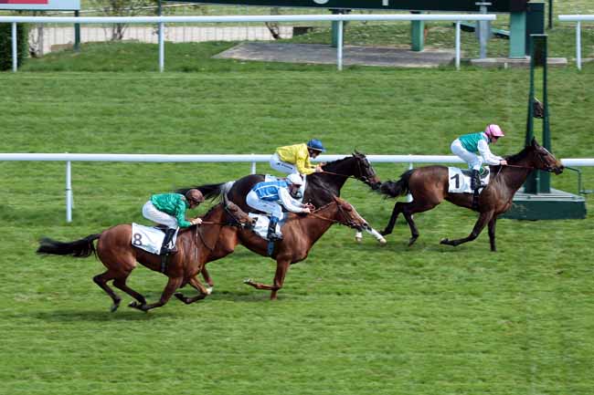 Arrivée quinté pmu PRIX NUBIENNE à SAINT-CLOUD