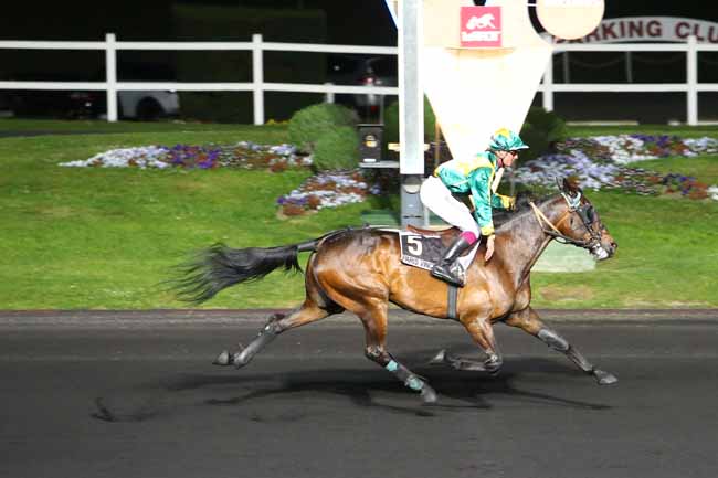 Arrivée quinté pmu PRIX CORNELIA à PARIS-VINCENNES