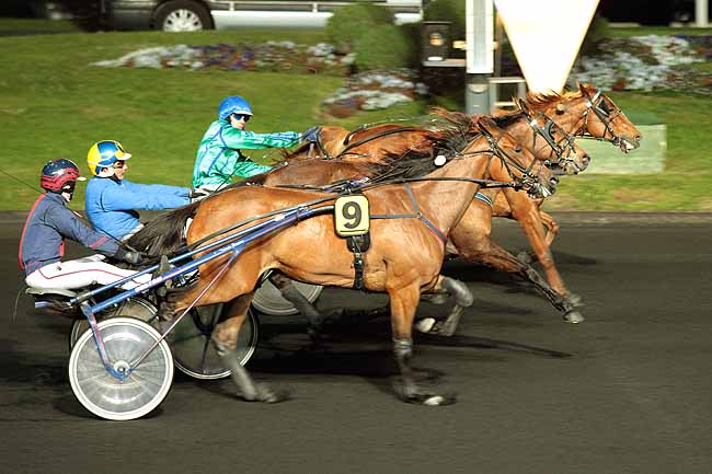 Arrivée quinté pmu PRIX GASTON DE WAZIERES à PARIS-VINCENNES