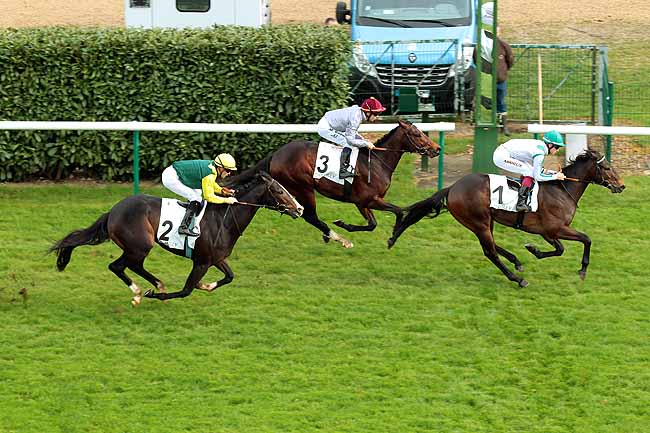 Arrivée quinté pmu PRIX PENSBURY à CHANTILLY