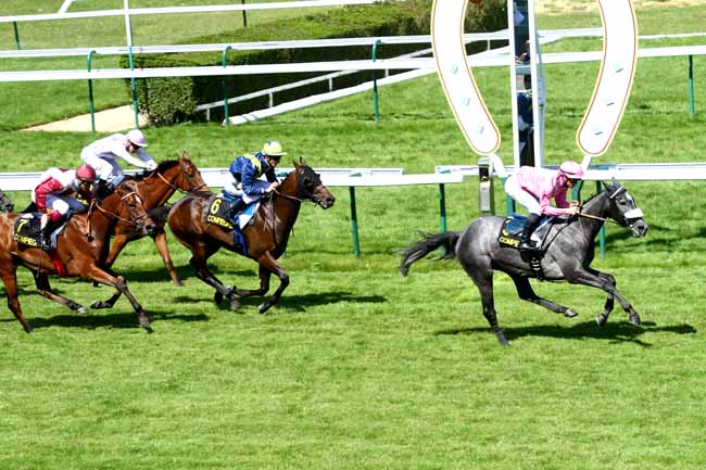 Arrivée quinté pmu PRIX DU LAONNOIS à COMPIEGNE