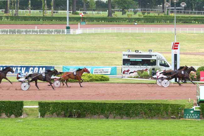 Arrivée quinté pmu PRIX DU ROUSSILLON à ENGHIEN