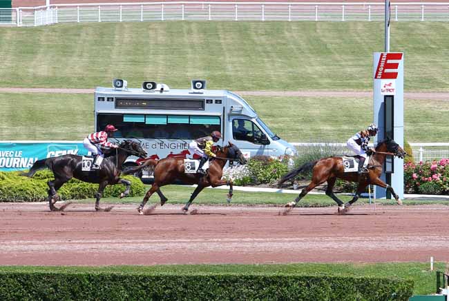 Arrivée quinté pmu PRIX DE LA PLACE SAINT-AUGUSTIN à ENGHIEN