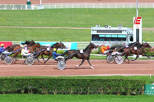 Arrivée quinté pmu PRIX DU LOUVRE à ENGHIEN