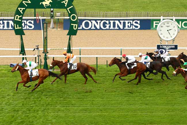 Photo d'arrivée de la course pmu PRIX ISOLA BELLA à CHANTILLY le Mardi 3 novembre 2015