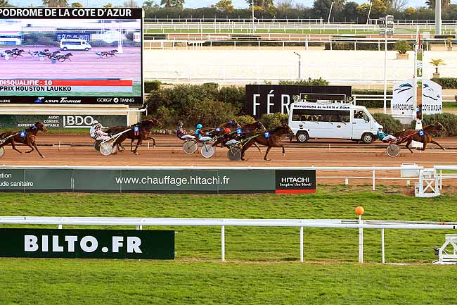 Photo d'arrivée de la course pmu PRIX HOUSTON LAUKKO à CAGNES-SUR-MER le Mercredi 27 janvier 2016