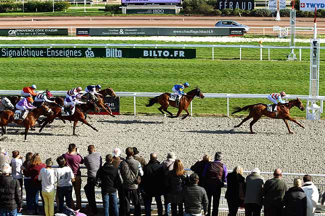 Photo d'arrivée de la course pmu PRIX D'ANTIBES à CAGNES-SUR-MER le Samedi 20 février 2016