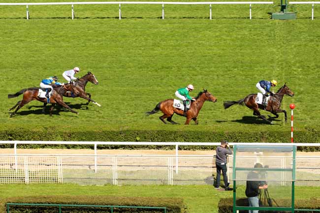 Photo d'arrivée de la course pmu PRIX PRODUCER à SAINT-CLOUD le Lundi 18 avril 2016