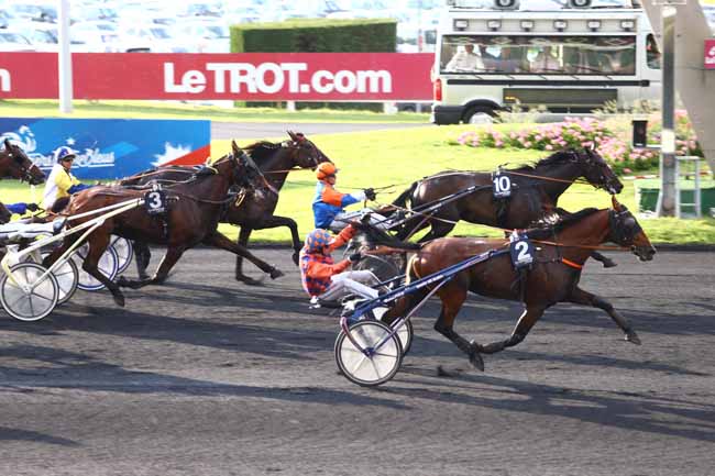 Photo d'arrivée de la course pmu PRIX DU CREPUSCULE à PARIS-VINCENNES le Vendredi 27 mai 2016
