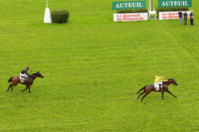Photo d'arrivée de la course pmu PRIX GACKO à AUTEUIL le Dimanche 12 juin 2016