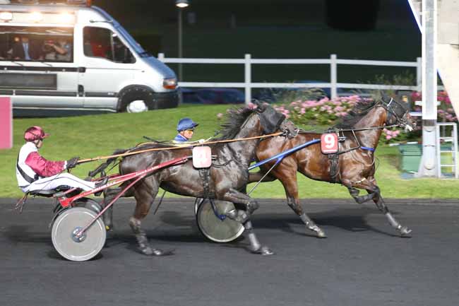Photo d'arrivée de la course pmu PRIX SIRI à PARIS-VINCENNES le Mardi 14 juin 2016