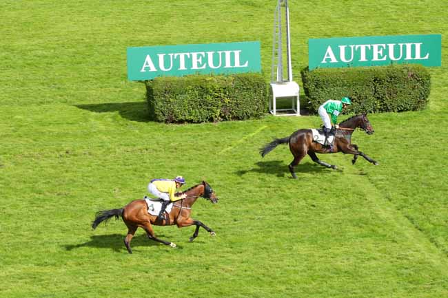 Photo d'arrivée de la course pmu PRIX MAURICE DE NEXON à AUTEUIL le Mercredi 15 juin 2016