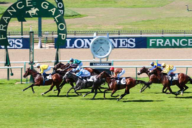 Photo d'arrivée de la course pmu PRIX DE RIVECOURT à CHANTILLY le Lundi 18 juillet 2016