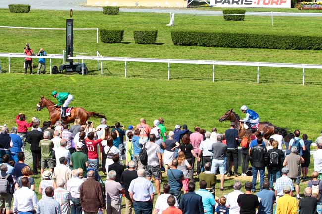 Photo d'arrivée de la course pmu PRIX ASHMORE à CLAIREFONTAINE le Lundi 8 août 2016