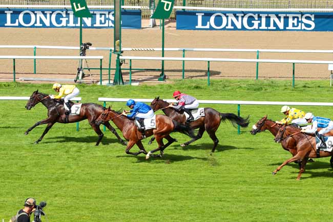 Photo d'arrivée de la course pmu PRIX DE LIANCOURT à CHANTILLY le Jeudi 1 septembre 2016