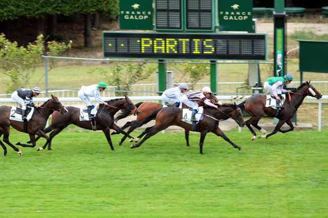 Photo d'arrivée de la course pmu PRIX DE BOULOGNE à SAINT-CLOUD le Dimanche 4 septembre 2016
