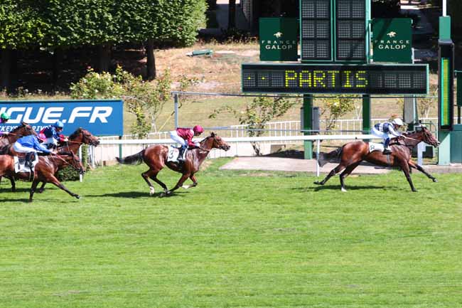 Photo d'arrivée de la course pmu PRIX GUEMUL à SAINT-CLOUD le Vendredi 9 septembre 2016