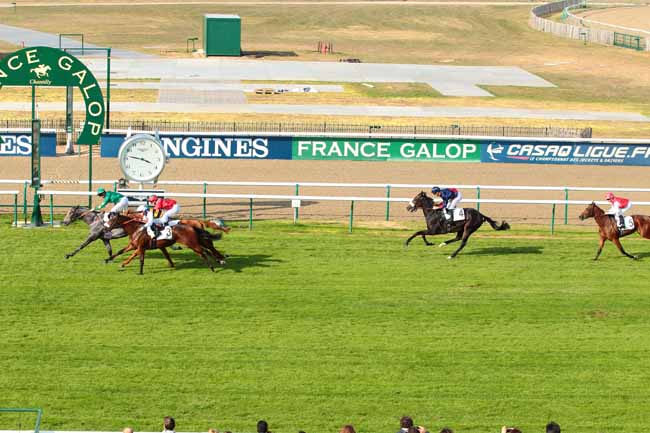 Photo d'arrivée de la course pmu PRIX DE CONDE à CHANTILLY le Samedi 8 octobre 2016