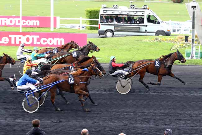 Photo d'arrivée de la course pmu PRIX DE SOULAC à PARIS-VINCENNES le Mercredi 2 novembre 2016