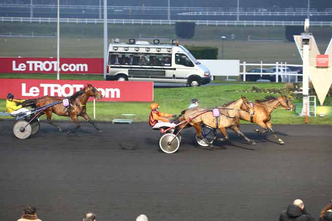 Photo d'arrivée de la course pmu PRIX D'EPINAL à PARIS-VINCENNES le Samedi 7 janvier 2017
