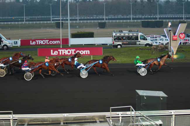 Photo d'arrivée de la course pmu PRIX D'ARGENCES à PARIS-VINCENNES le Samedi 21 janvier 2017