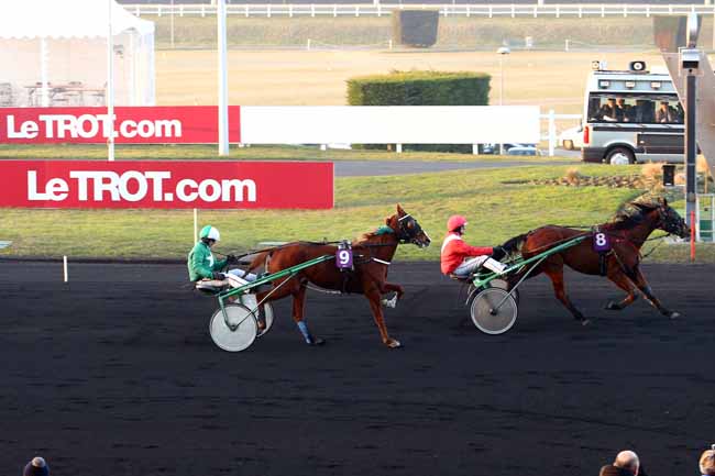 Photo d'arrivée de la course pmu PRIX DES BALEARES à PARIS-VINCENNES le Jeudi 26 janvier 2017