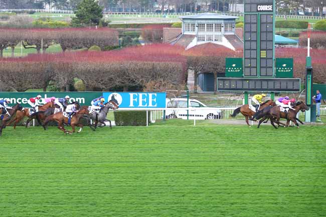 Photo d'arrivée de la course pmu PRIX DE LA BIGORRE à SAINT-CLOUD le Samedi 11 mars 2017