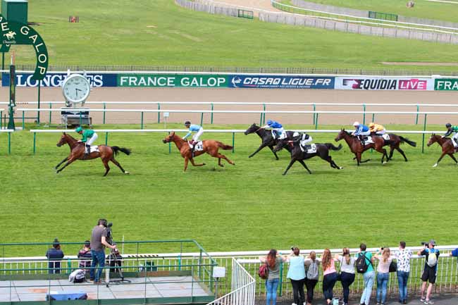 Photo d'arrivée de la course pmu PRIX DU PAVILLON DE MANSE à CHANTILLY le Lundi 22 mai 2017