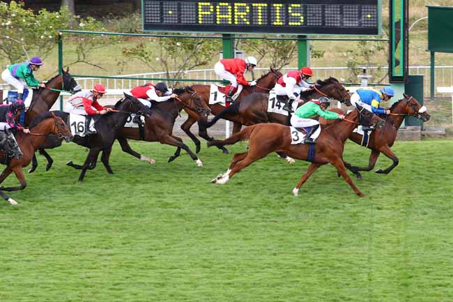 Photo d'arrivée de la course pmu PRIX DE PAU à SAINT-CLOUD le Dimanche 2 juillet 2017
