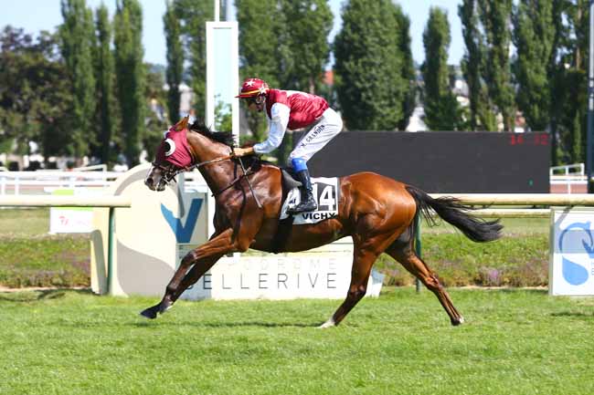Photo d'arrivée de la course pmu PRIX DE CLAIREFONTAINE à VICHY le Mardi 18 juillet 2017