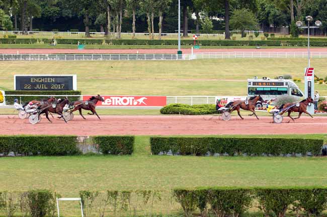Photo d'arrivée de la course pmu PRIX DE BUENOS-AIRES à ENGHIEN le Samedi 22 juillet 2017