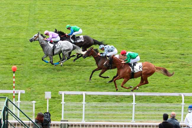 Photo d'arrivée de la course pmu PRIX DE LA PLACE COLBERT à MAISONS-LAFFITTE le Dimanche 23 juillet 2017