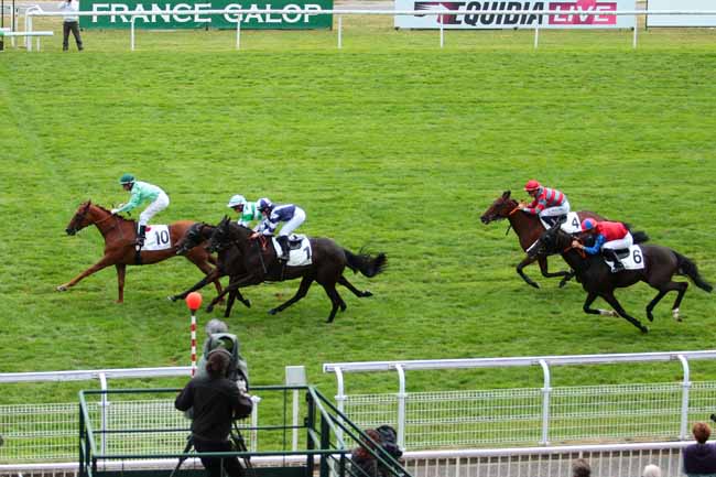 Photo d'arrivée de la course pmu PRIX DE LA PLACE DU CHATEAU à MAISONS-LAFFITTE le Dimanche 23 juillet 2017