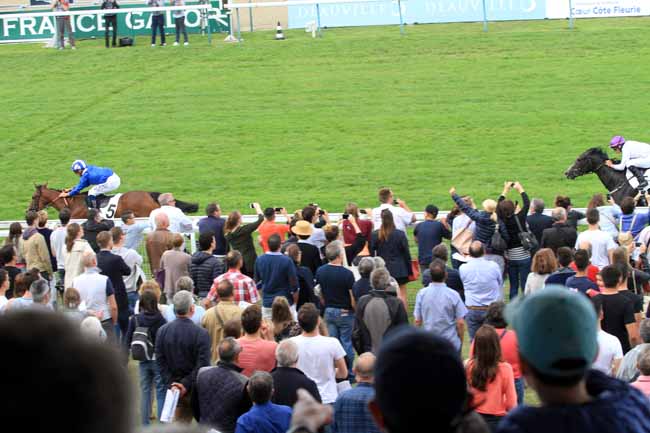 Photo d'arrivée de la course pmu PRIX DE CABOURG à DEAUVILLE le Dimanche 30 juillet 2017