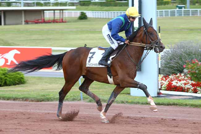 Photo d'arrivée de la course pmu PRIX DE LONDRES à ENGHIEN le Jeudi 10 août 2017