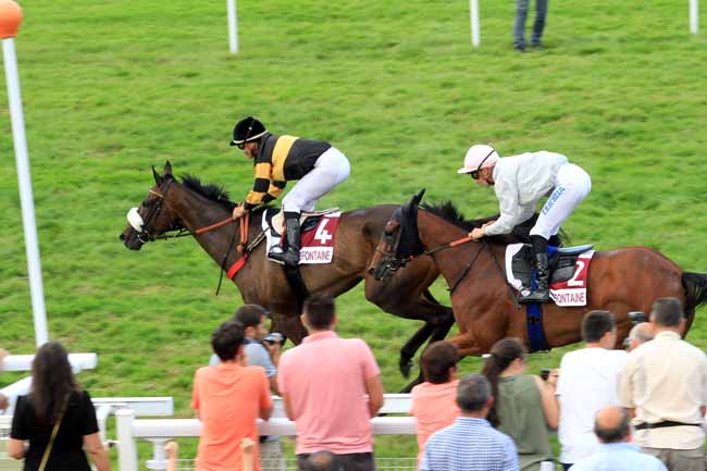 Photo d'arrivée de la course pmu PRIX BUVEUR D'AIR à CLAIREFONTAINE le Mercredi 16 août 2017