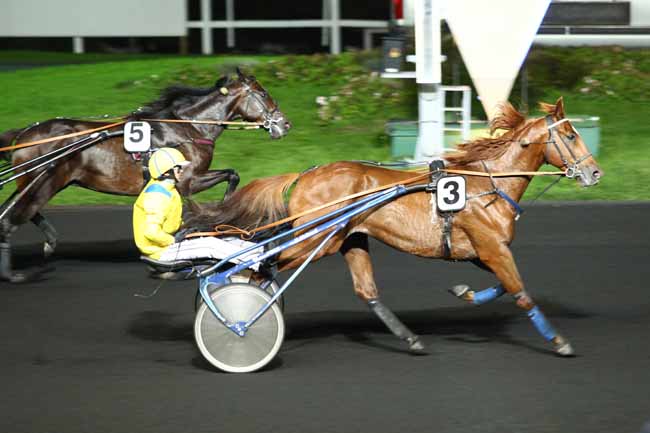 Photo d'arrivée de la course pmu PRIX LILACA à PARIS-VINCENNES le Vendredi 6 octobre 2017