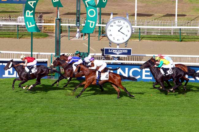 Photo d'arrivée de la course pmu PRIX DE BREVILLE à CHANTILLY le Samedi 21 octobre 2017