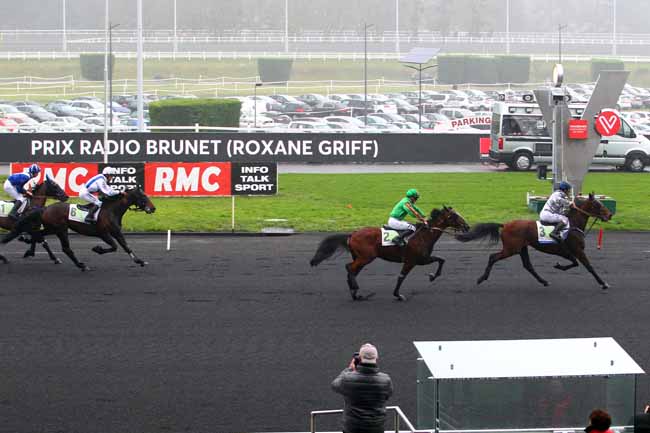 Photo d'arrivée de la course pmu PRIX ROXANE GRIFF à PARIS-VINCENNES le Dimanche 21 janvier 2018