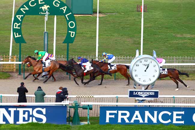 Photo d'arrivée de la course pmu PRIX DU BOSQUET SAINT-ROMAIN à CHANTILLY le Jeudi 1 février 2018