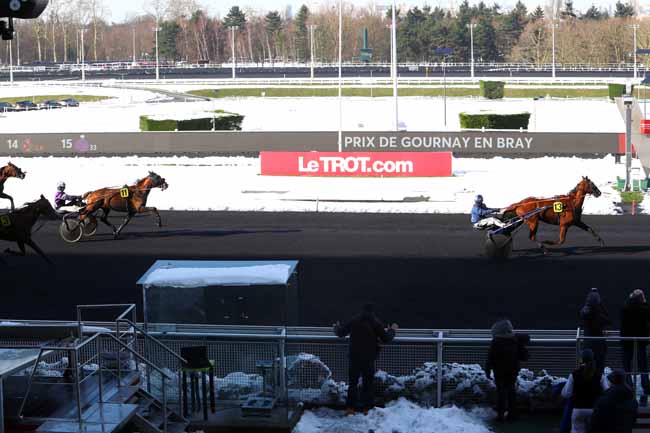 Photo d'arrivée de la course pmu PRIX DE GOURNAY-EN-BRAY à PARIS-VINCENNES le Samedi 10 février 2018