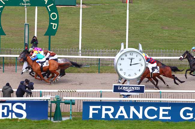 Photo d'arrivée de la course pmu PRIX DU TREMBLAY à CHANTILLY MIDI le Mardi 20 mars 2018