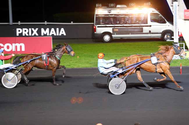 Photo d'arrivée de la course pmu PRIX MAIA à PARIS-VINCENNES le Vendredi 23 mars 2018