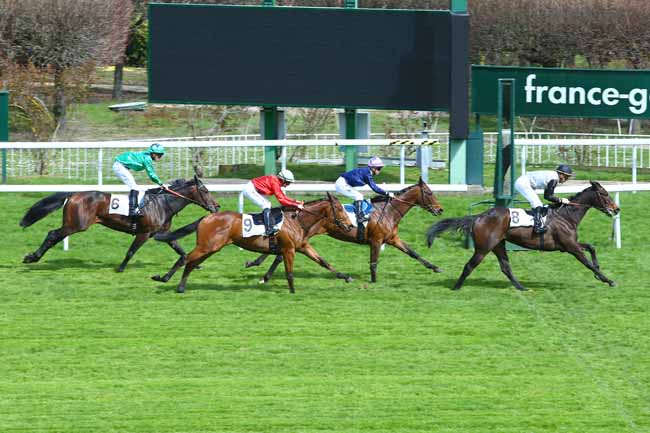Photo d'arrivée de la course pmu PRIX SICA BOY à SAINT-CLOUD le Jeudi 5 avril 2018