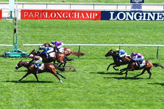 Photo d'arrivée de la course pmu PRIX MACHADO à LONGCHAMP le Jeudi 19 avril 2018