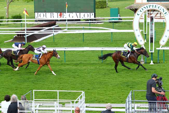 Photo d'arrivée de la course pmu PRIX DE L'IMPERATRICE EUGENIE à COMPIEGNE le Lundi 23 avril 2018