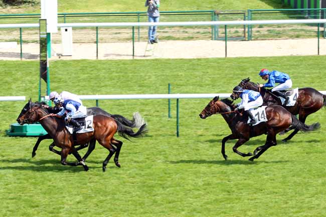 Photo d'arrivée de la course pmu PRIX DE GLAGNY à LONGCHAMP le Jeudi 3 mai 2018