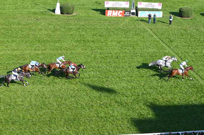 Photo d'arrivée de la course pmu PRIX TANERKO à AUTEUIL le Dimanche 20 mai 2018
